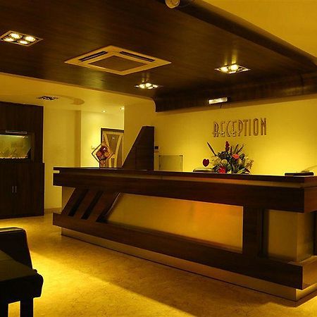 เดอะ รีทรีต เจนไน Hotel Guduvancheri ภายนอก รูปภาพ